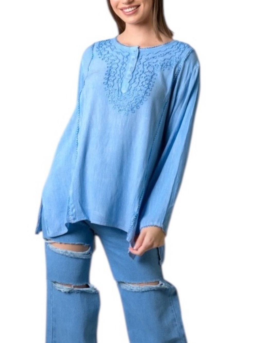 33. Women's Sky Blue Embroidered Boho Tunic Top - One Size NEW with tags